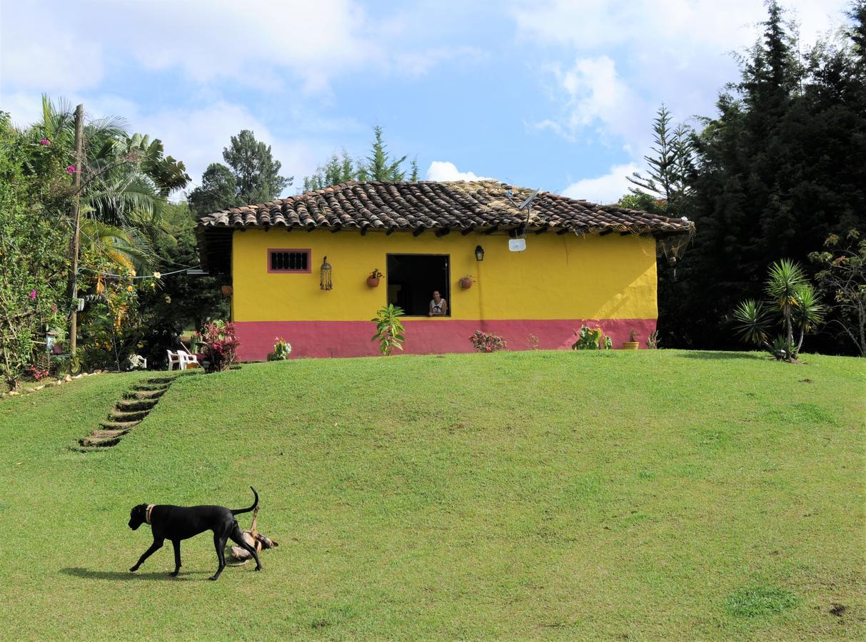 Casa Finca Tipica The Lake Hotel Guatapé 외부 사진