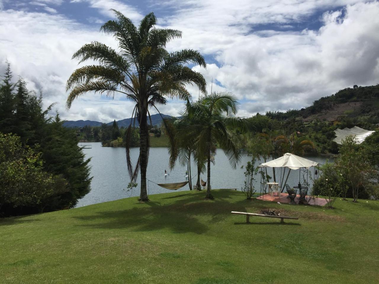 Casa Finca Tipica The Lake Hotel Guatapé 외부 사진