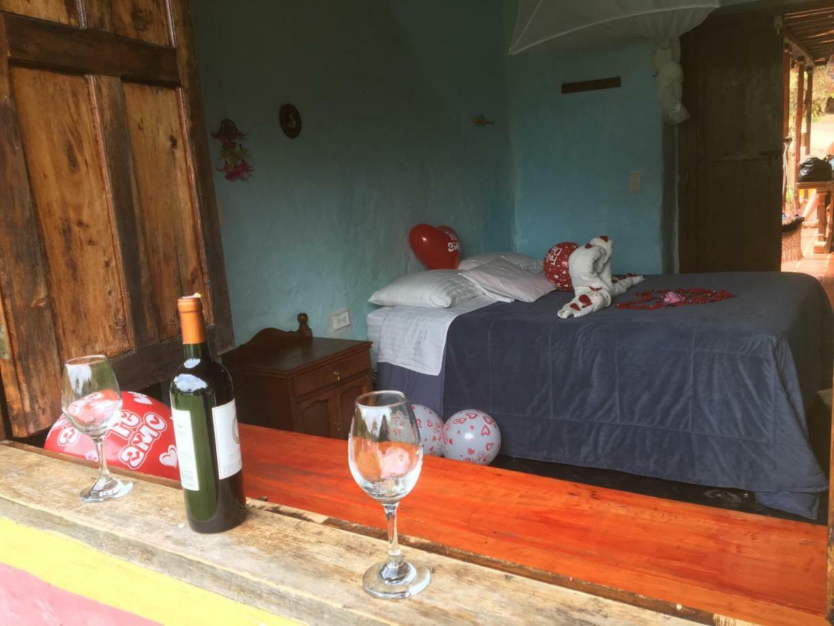 Casa Finca Tipica The Lake Hotel Guatapé 외부 사진